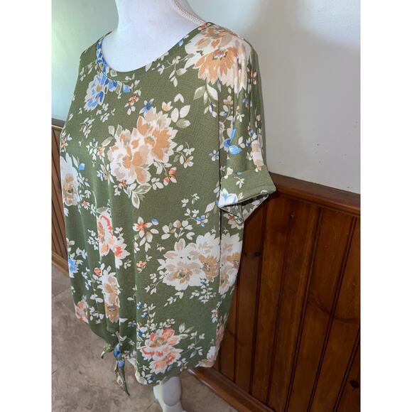 NWT‎ Womens Emily Daniels Green Floral Short Sleeve Tie Front Blouse Size L - Picture 4 of 8